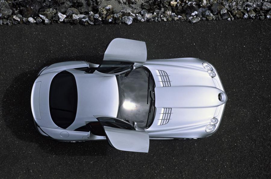 Mercedes-Benz SLR McLaren 2003 года  (фото 127 из 319)